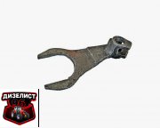 40-1702027 Вилка переключения 3 и 5 пер. ЮМЗ - Интернет-магазин тракторных запчастей Дизелист-96