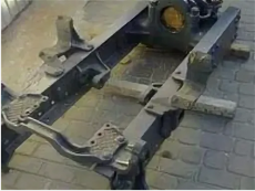 151К.30.012 Часть рамы задняя в сборе с шарниром - Интернет-магазин тракторных запчастей Дизелист-96